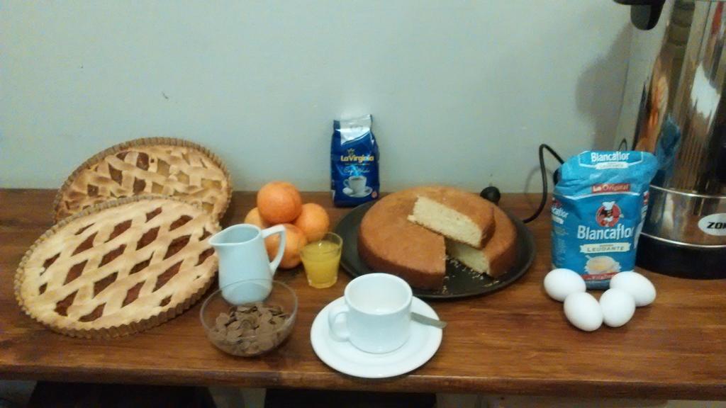 Loica Hostel Puerto Madryn Eksteriør billede