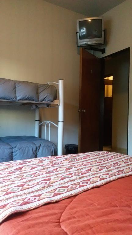 Loica Hostel Puerto Madryn Eksteriør billede