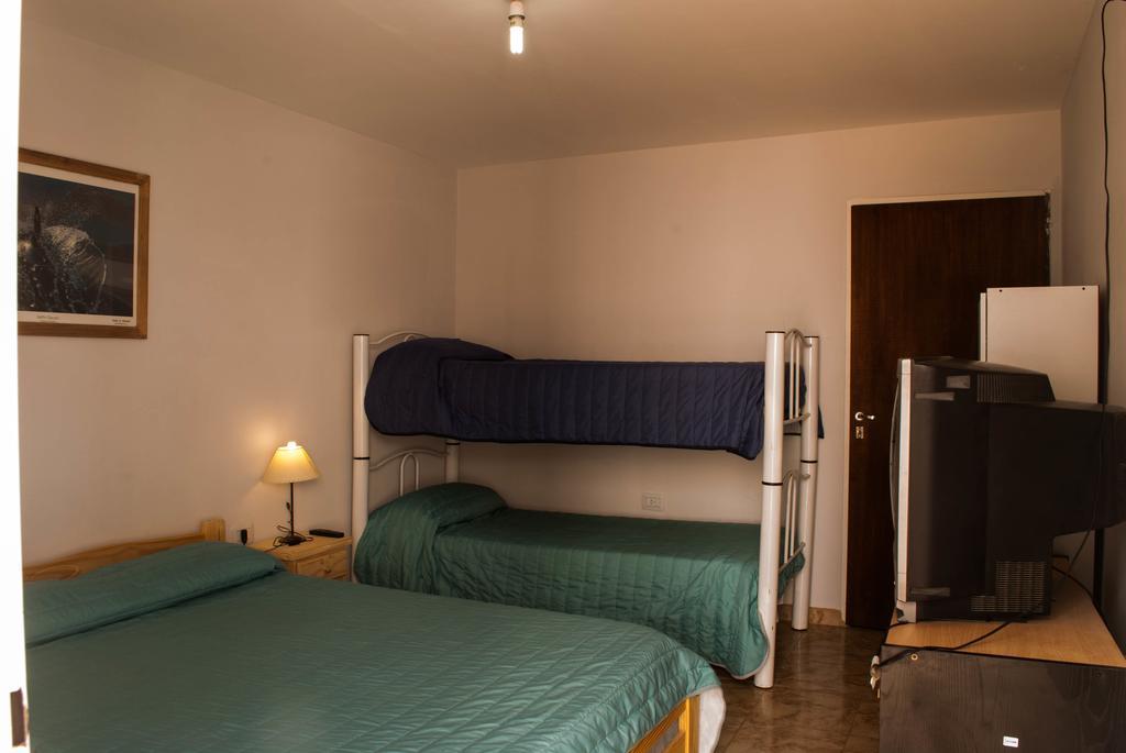 Loica Hostel Puerto Madryn Eksteriør billede