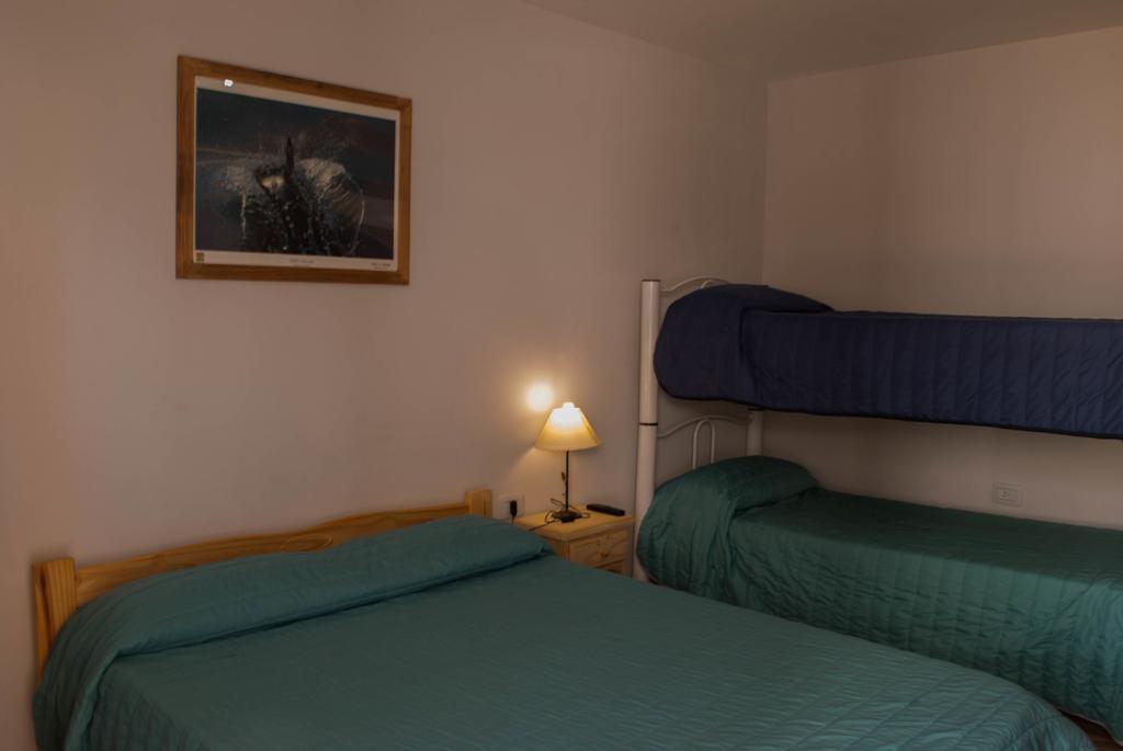 Loica Hostel Puerto Madryn Eksteriør billede